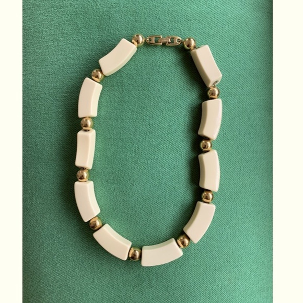 Vintage 70s 80s Ivory Gold Choker Napier Statement Necklace - Picture 2 of 9